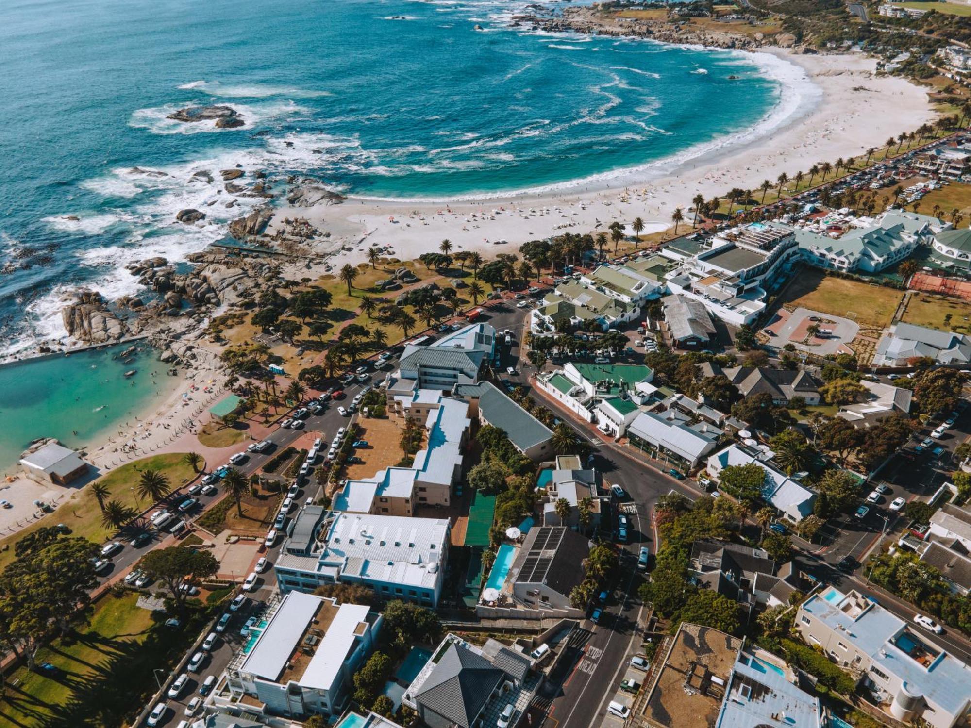 Apartment Views -camps Bay Village *